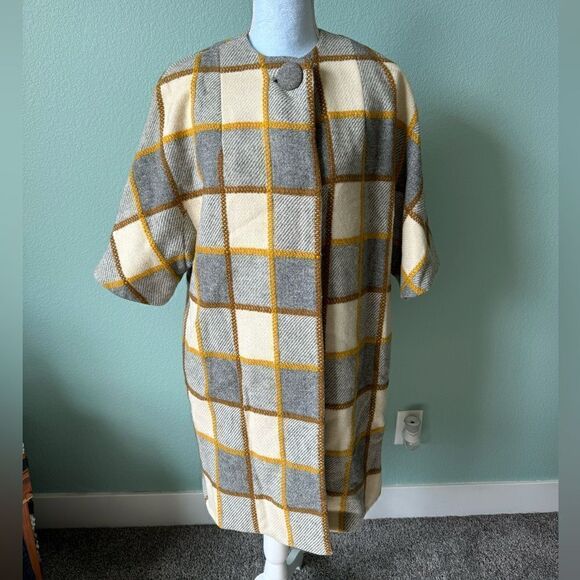 Vintage 60/70s Short Sleeve Dress Coat Yellow and Gray Plaid Large Button Sz S/M - Picture 1 of 9